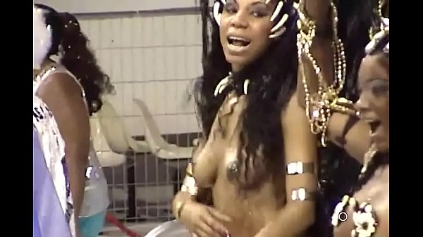 Carnaval 2004 – Nenem de Vila Matilde – Viviane