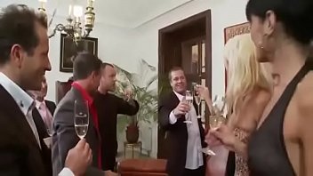 Sarah Twain And Her Sexy Gfs Get A Hard Fucking At An Orgy