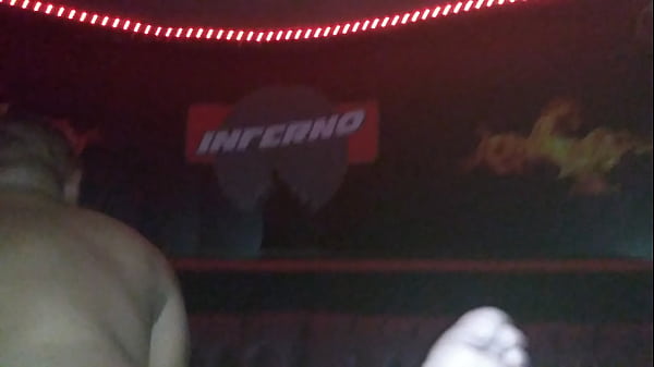 Lulú bombeada en Group Bang Club Inferno