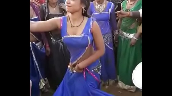 pelu dance by beautyful women